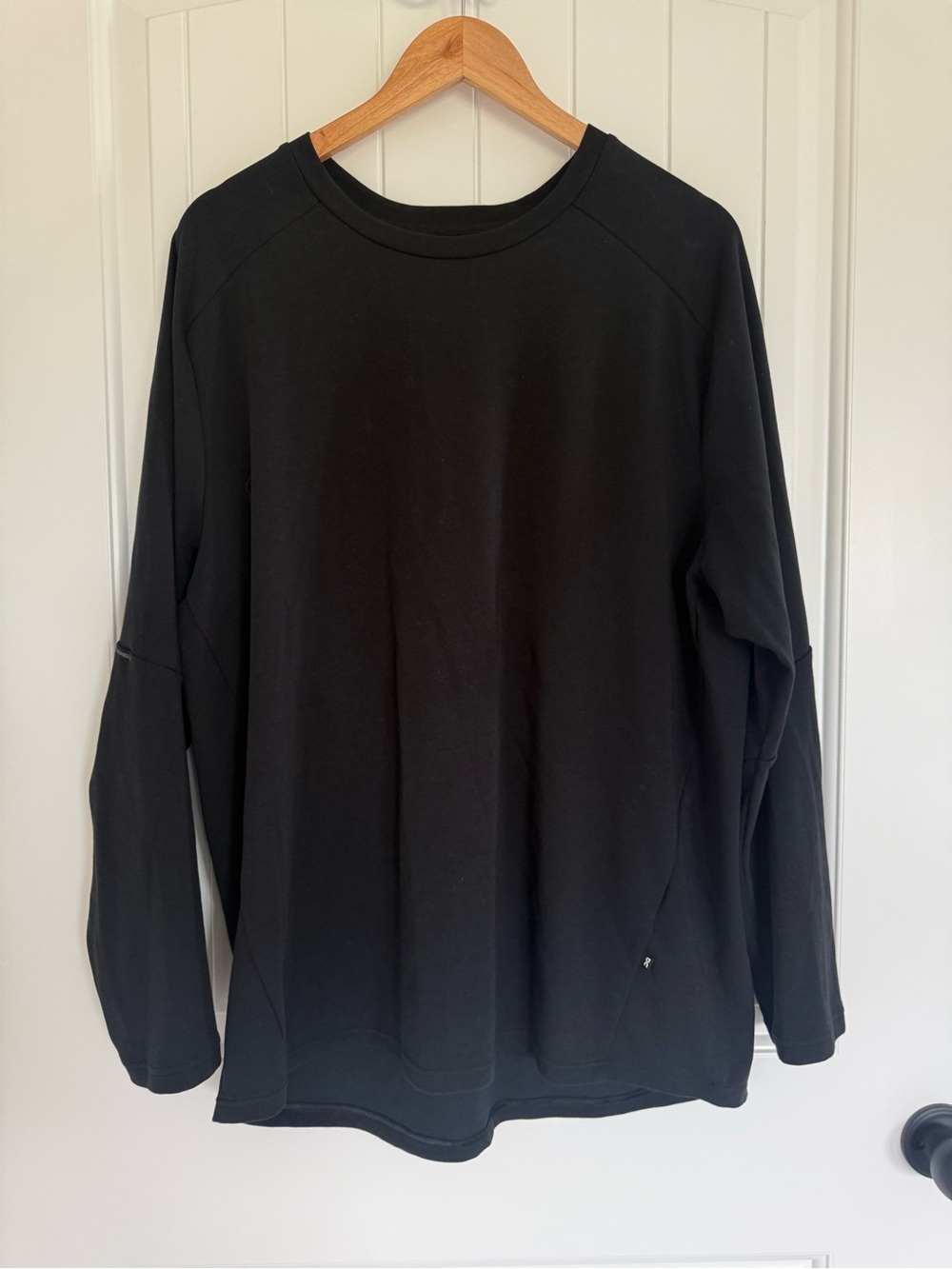On Running Men's Focus Long-T Shirt Black XL Activewear Performance Top